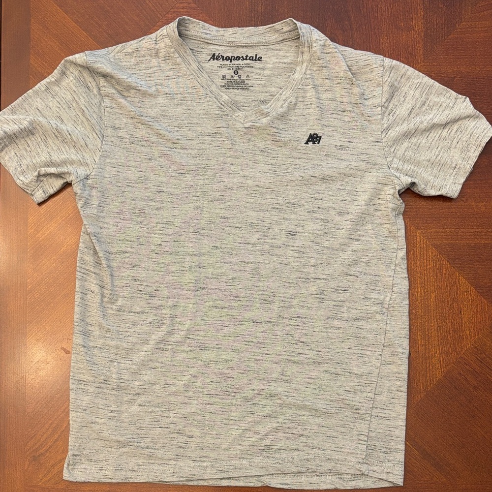 Aeropostale Light Gray V-Neck Tee